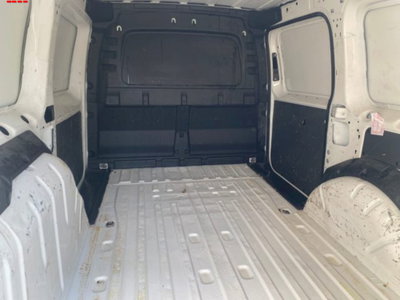 Volkswagen Veicoli Commerciali Caddy 2.0 TDI 122 CV 4MOTION Kombi Maxi (10)
