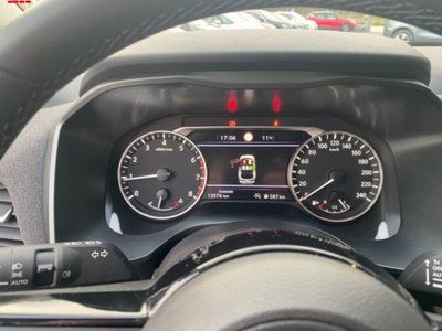 Nissan Qashqai 1.3 mhev Acenta 2wd 140cv (11)