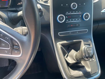 Renault Grand Scénic 1.7 blue dci Sport Edition 120cv (13)