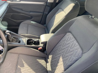 Volkswagen Golf 2.0 TDI SCR Life (7)