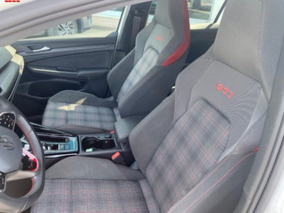 Volkswagen Golf 2.0 TSI GTI DSG (7)