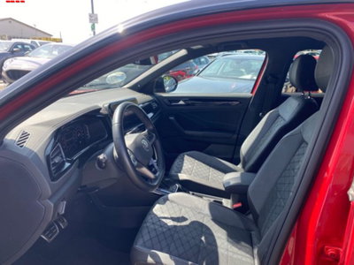 Volkswagen T-Roc 1.5 tsi R-Line dsg (8)