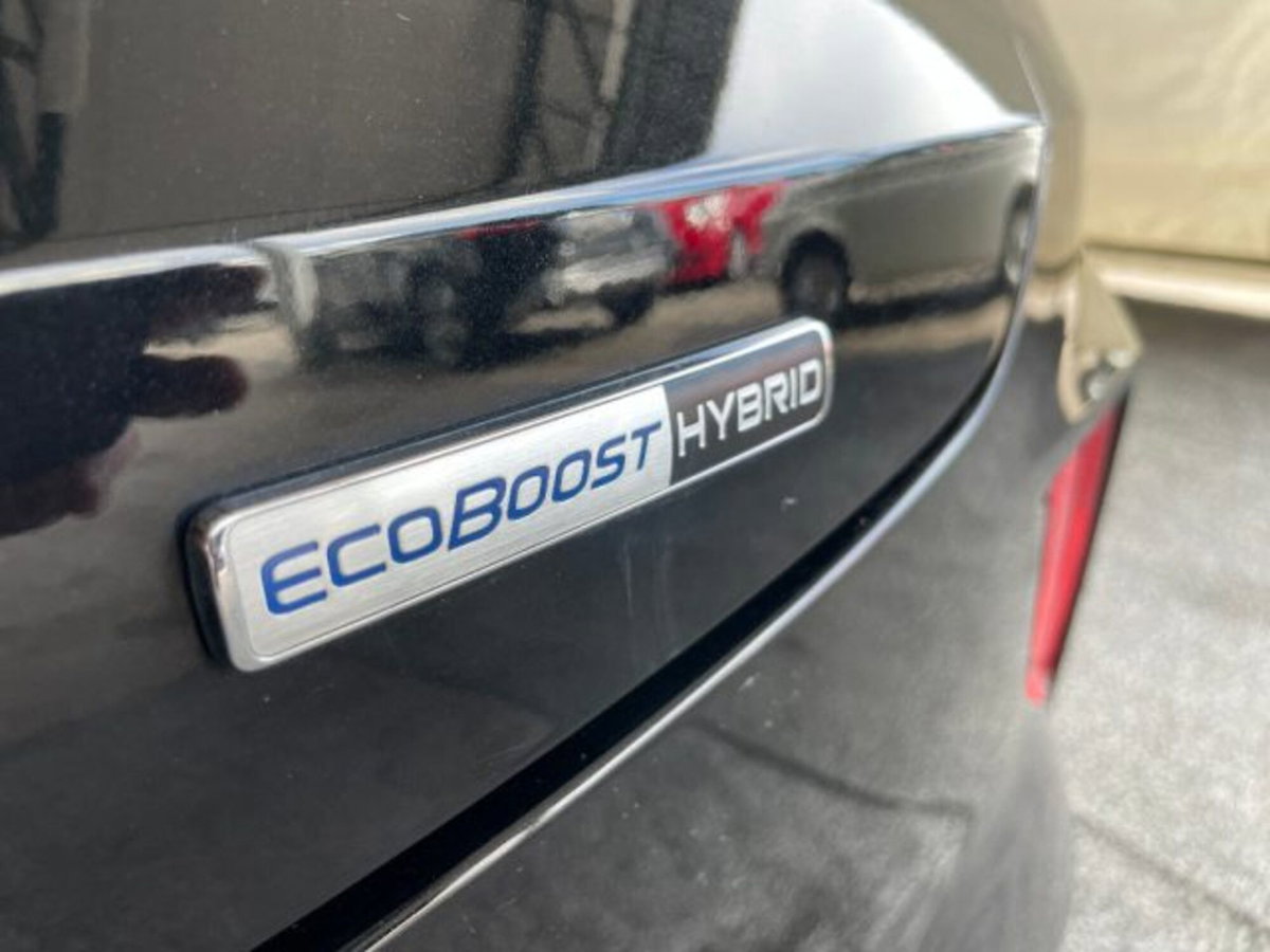 Ford Puma 1.0 EcoBoost Hybrid 125 CV S&S aut. ST-Line X (17)