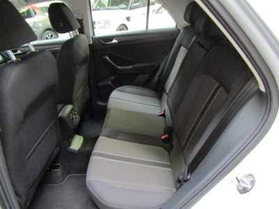 Volkswagen T-Roc 1.0 tsi Style 115cv (14)