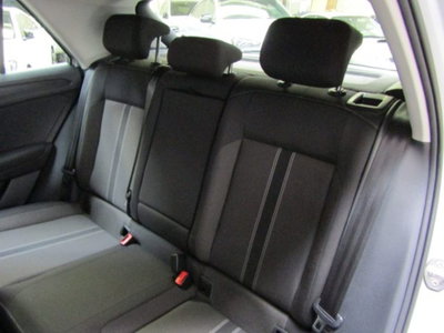 Volkswagen T-Roc 1.0 tsi Style 115cv (15)