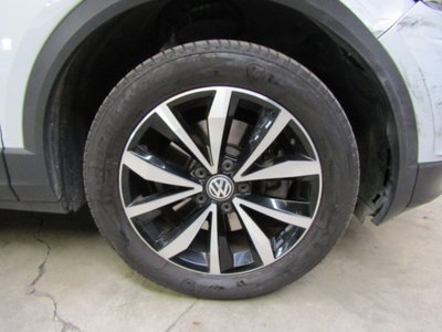 Volkswagen T-Roc 1.0 tsi Style 115cv (6)