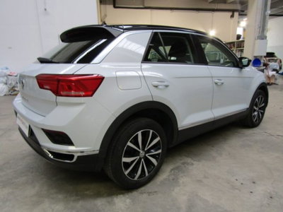 Volkswagen T-Roc 1.0 tsi Style 115cv (7)