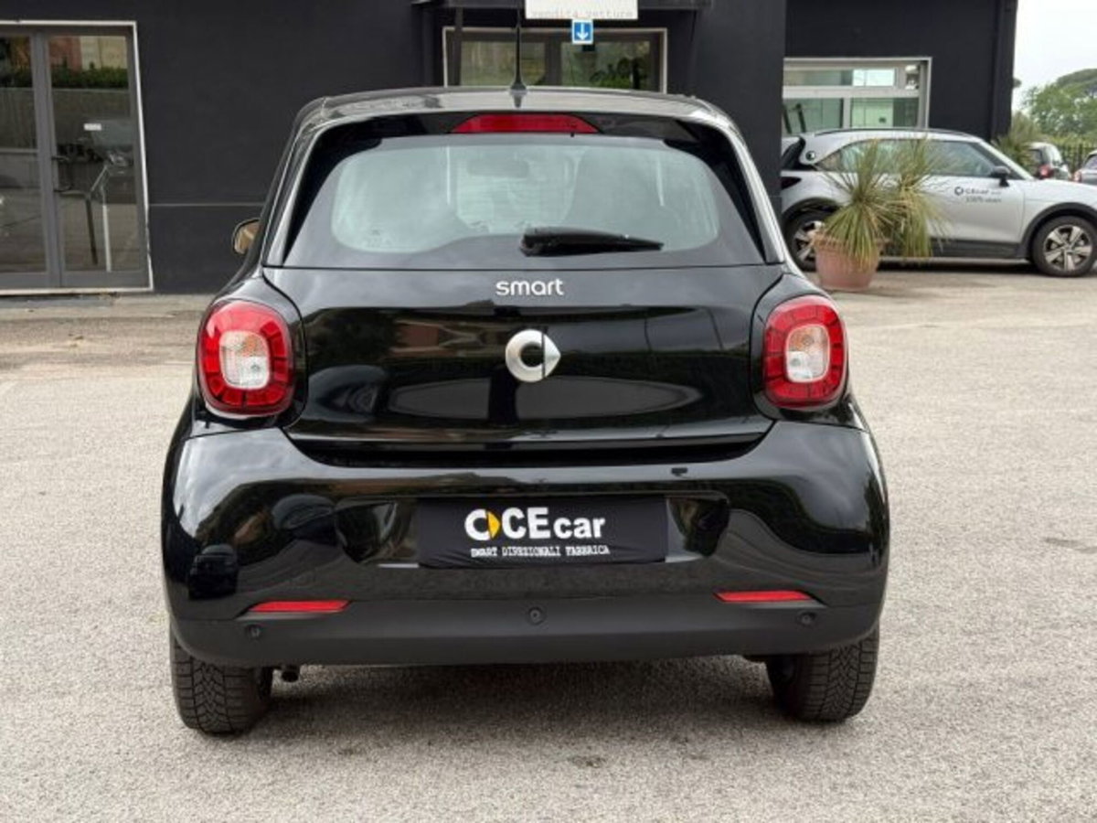 smart forfour forfour 70 1.0 Perfect (10)