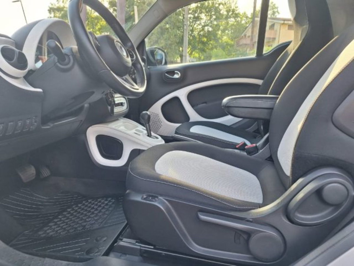 smart Fortwo 70 1.0 Urban (13)
