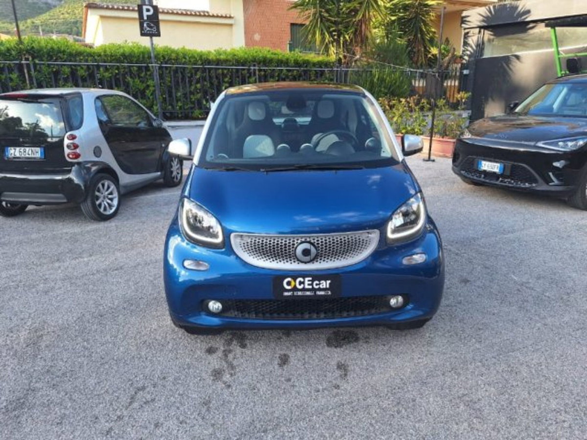 smart Fortwo 70 1.0 Urban (2)