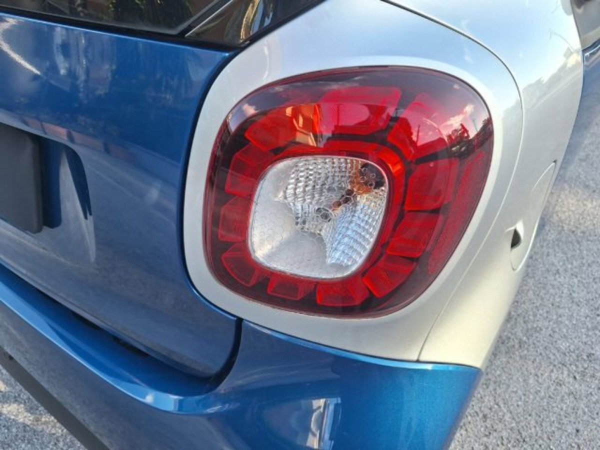 smart Fortwo 70 1.0 Urban (7)