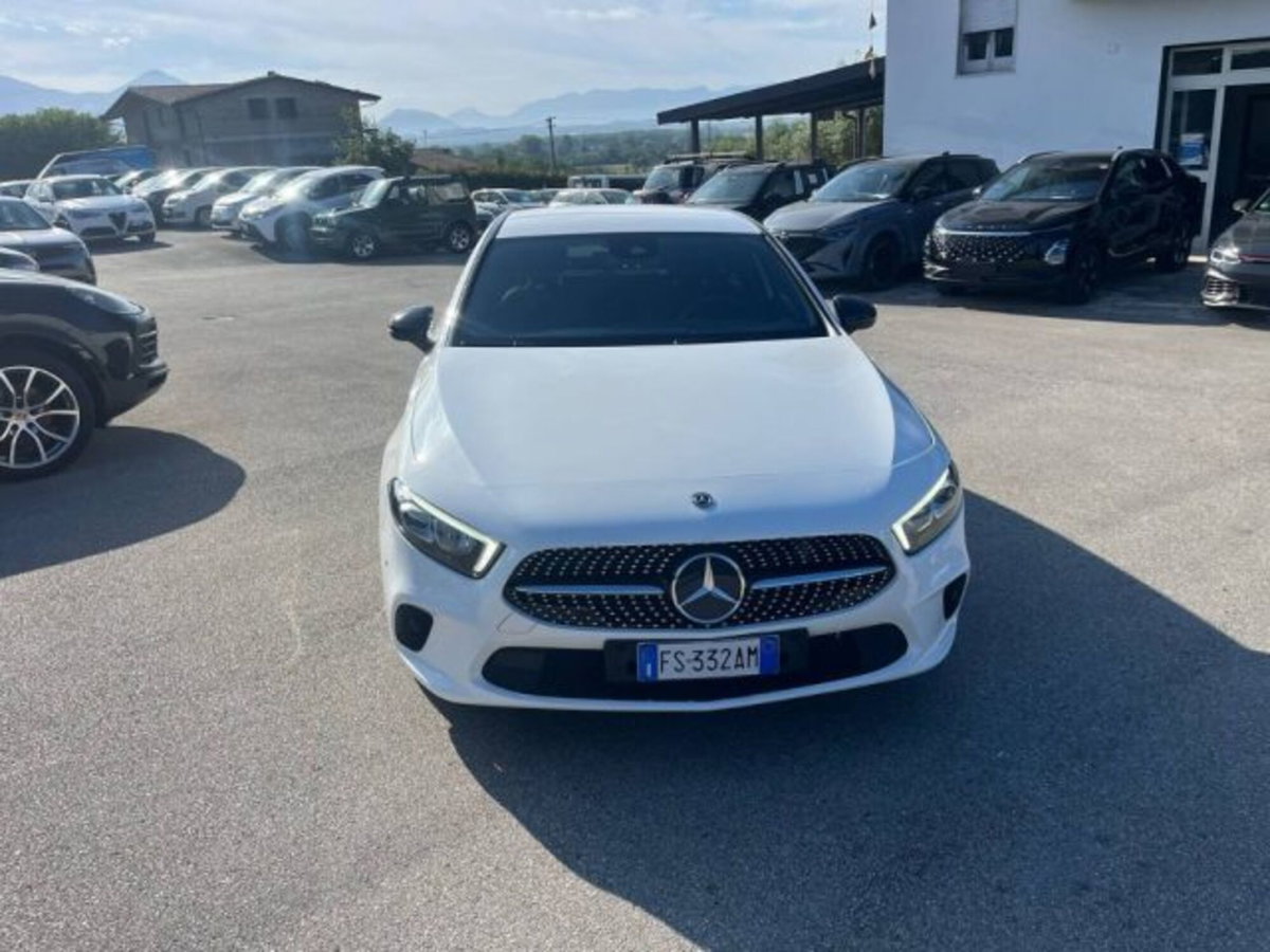 Mercedes-Benz Classe A Sedan 180 d Automatic 4p. Premium