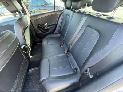 Mercedes-Benz Classe A Sedan 180 d Automatic 4p. Premium (10)