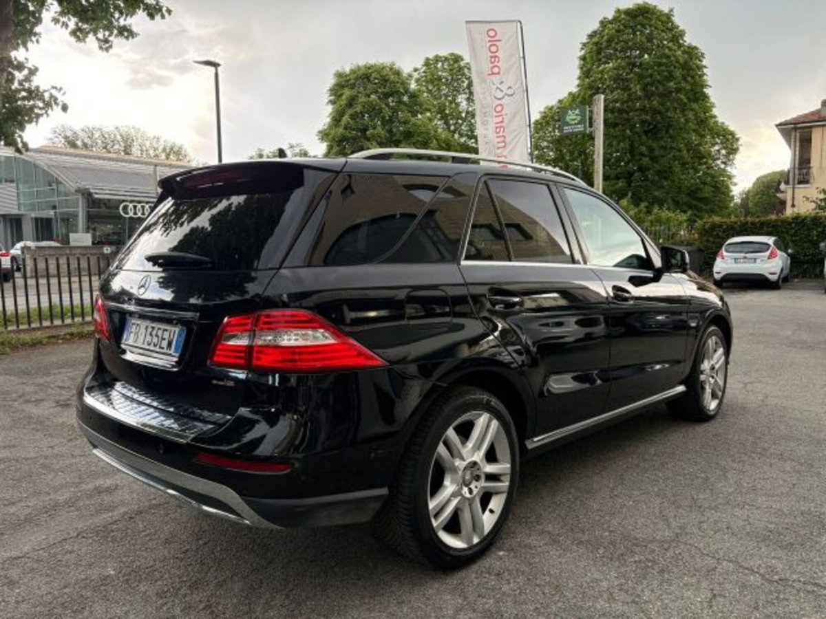 Mercedes-Benz Classe ML 250 BlueTEC 4Matic Sport (6)