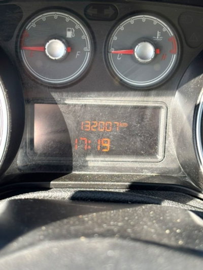 Fiat Punto 1.3 MJT II S&S 85 CV 5 porte ECO Easy (8)
