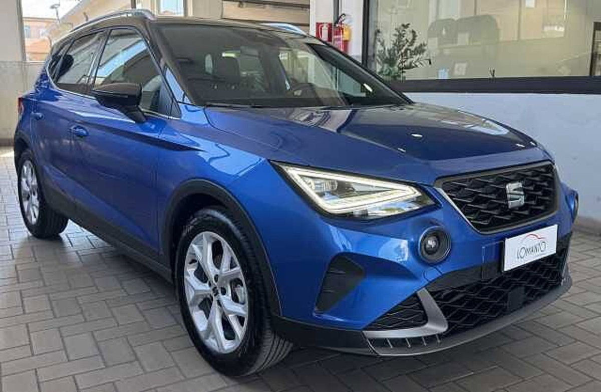 SEAT Arona 1.0 ecotsi FR 95cv (3)