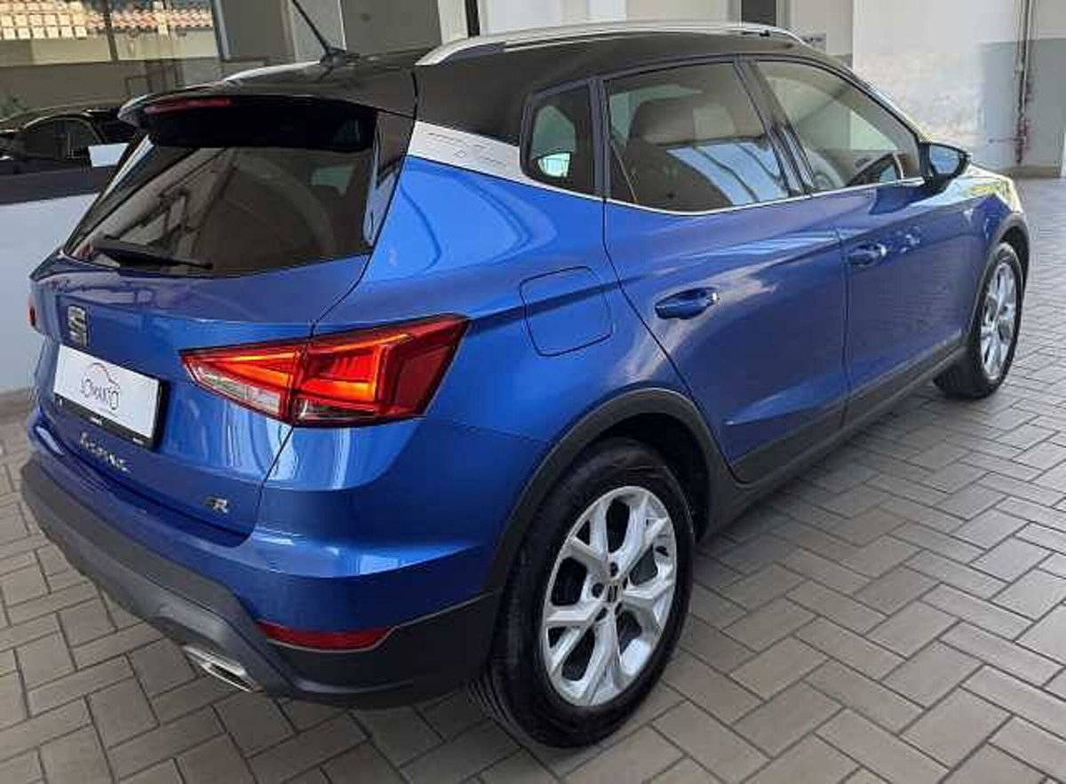 SEAT Arona 1.0 ecotsi FR 95cv (4)