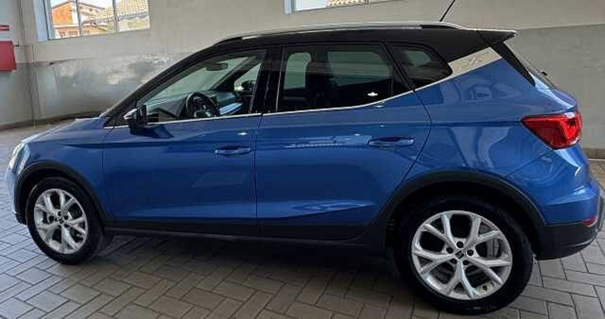 SEAT Arona 1.0 ecotsi FR 95cv (7)