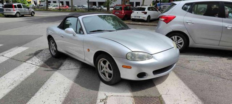Mazda MX-5 1.6i 16V cat