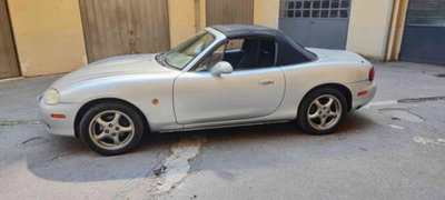 Mazda MX-5 1.6i 16V cat (8)