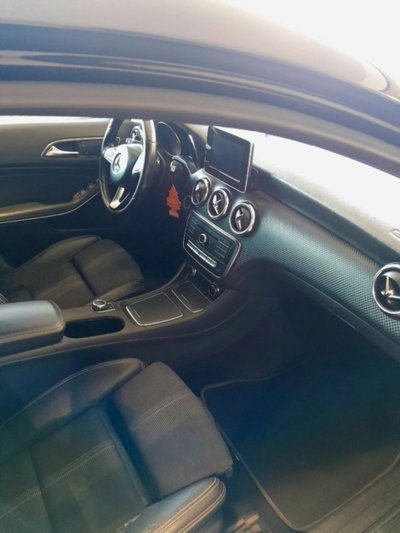 Mercedes-Benz Classe A 160 d Automatic Executive (10)