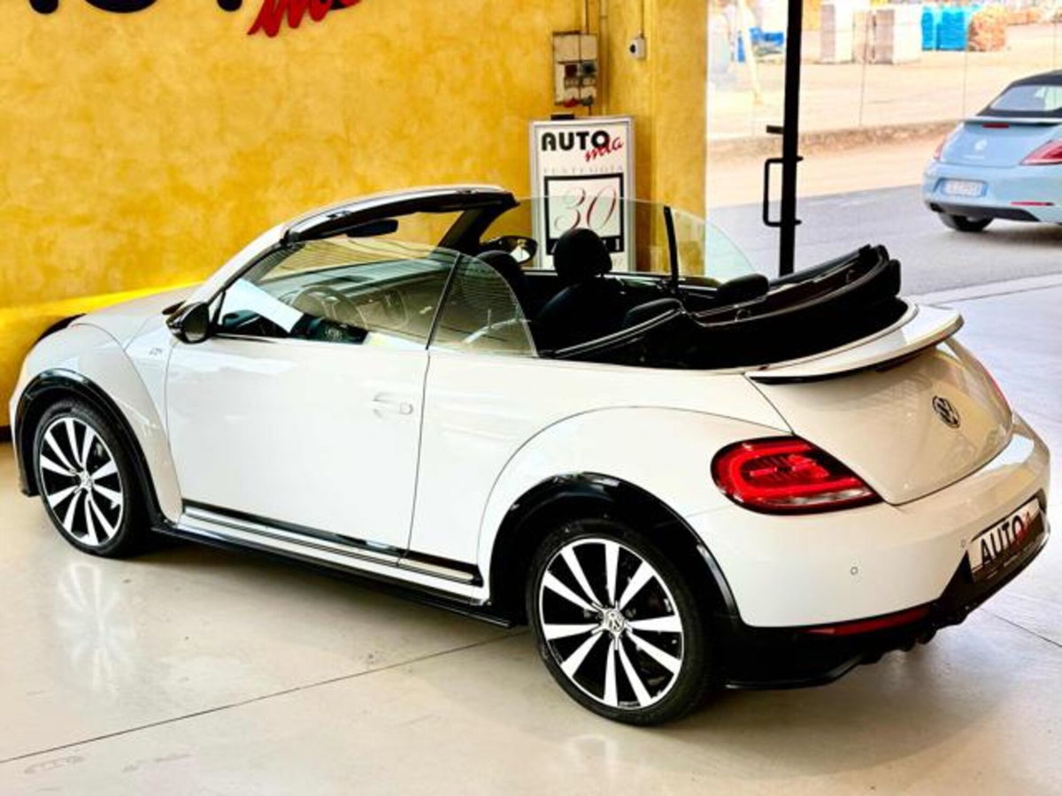 Volkswagen Maggiolino Cabrio 1.4 TSI DSG Sport BlueMotion Technology (13)