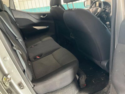 Nissan Navara 2.3 dCi 4WD Double Cab Acenta (7)