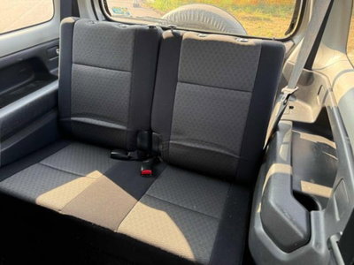 Suzuki Jimny 1.3i 16V cat 4WD JLX (6)