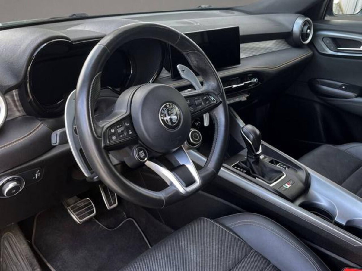 Alfa Romeo Tonale 1.3 phev Intensa Q4 280cv at6 (19)