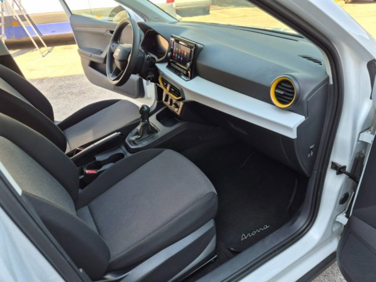 SEAT Arona 1.0 EcoTSI Reference (14)