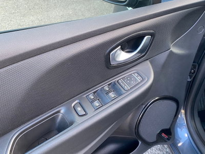 Renault Clio dCi 8V 90 CV 5 porte Moschino Intens (14)