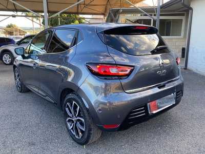 Renault Clio dCi 8V 90 CV 5 porte Moschino Intens (5)