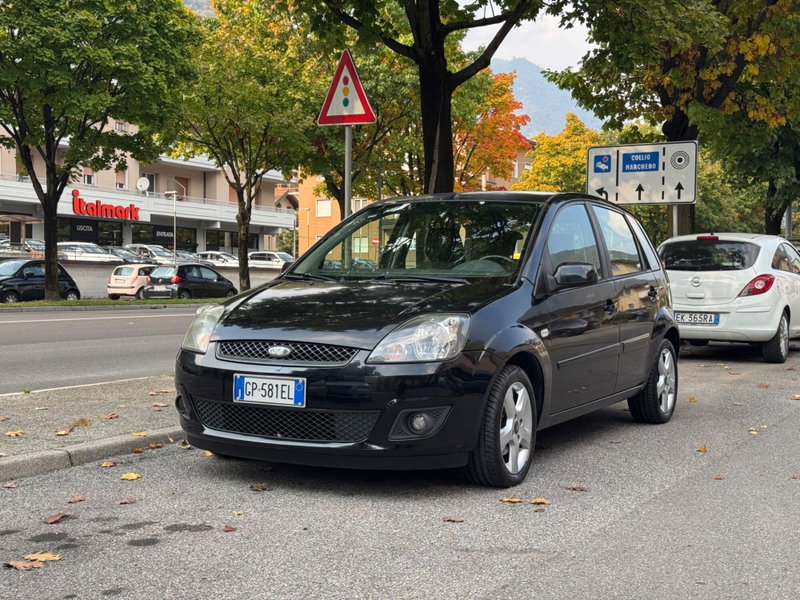 Ford Fiesta 1.4 TDCi 5p. Ghia