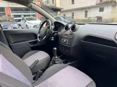 Ford Fiesta 1.4 TDCi 5p. Ghia (12)