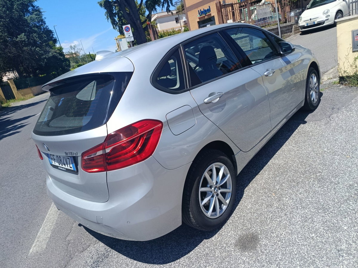 BMW Serie 2 Active Tourer 218d  Advantage (5)
