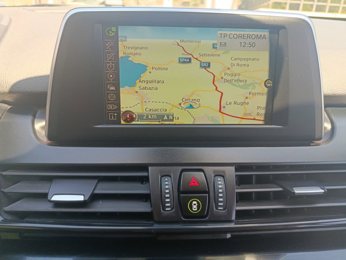 BMW Serie 2 Active Tourer 218d  Advantage (9)