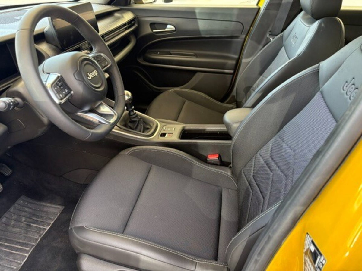 Jeep Avenger 1.2 turbo Altitude fwd 100cv (3)