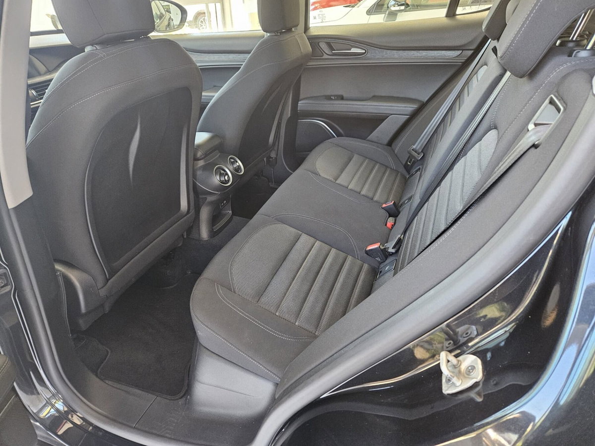 Alfa Romeo Stelvio Stelvio 2.2 Turbodiesel 160 CV AT8 RWD Super Business (11)