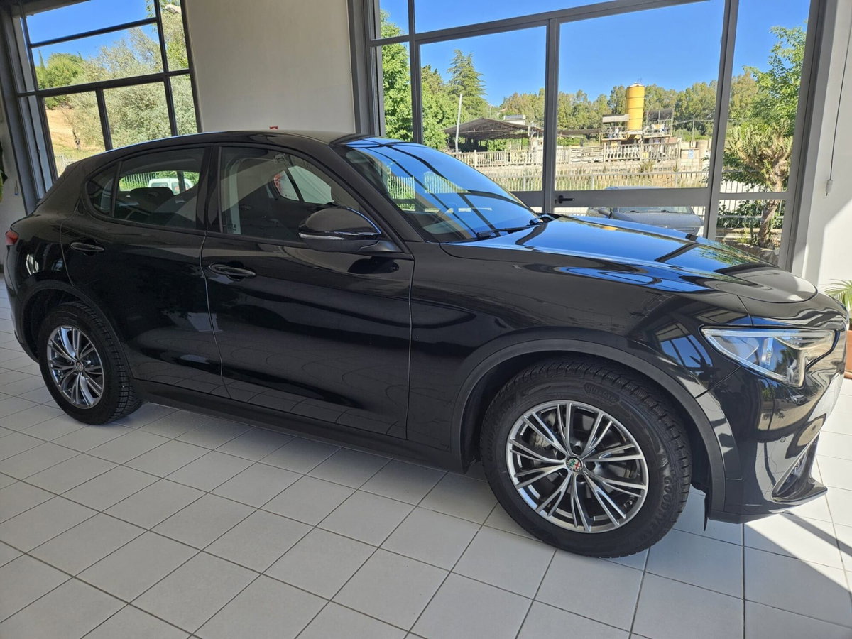 Alfa Romeo Stelvio Stelvio 2.2 Turbodiesel 160 CV AT8 RWD Super Business (4)