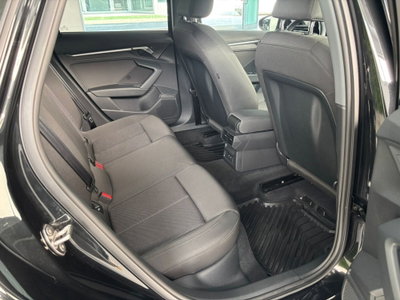 Audi A3 Sportback 35 TDI S tronic Business (17)
