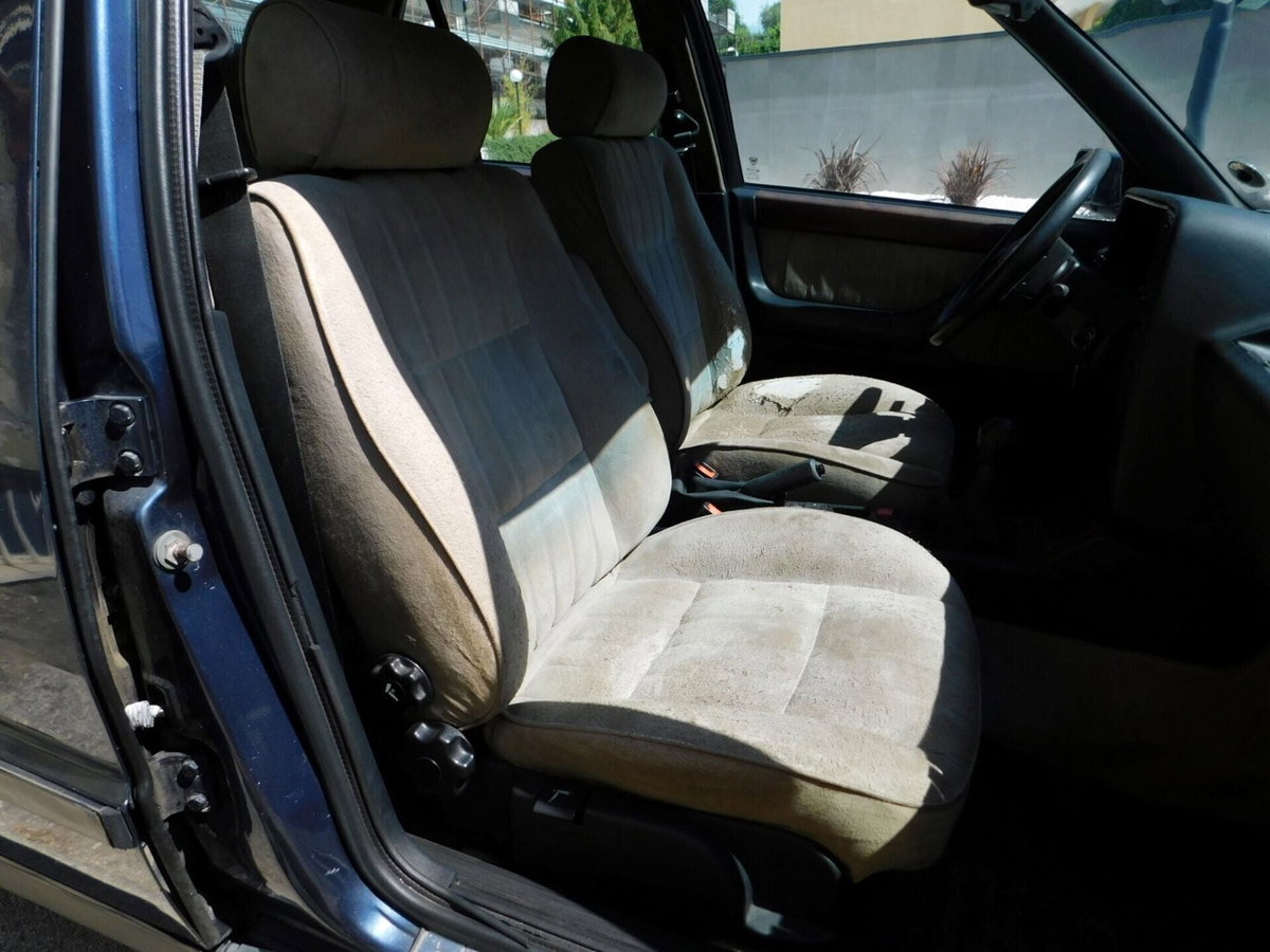 Lancia Thema turbodiesel LS (10)