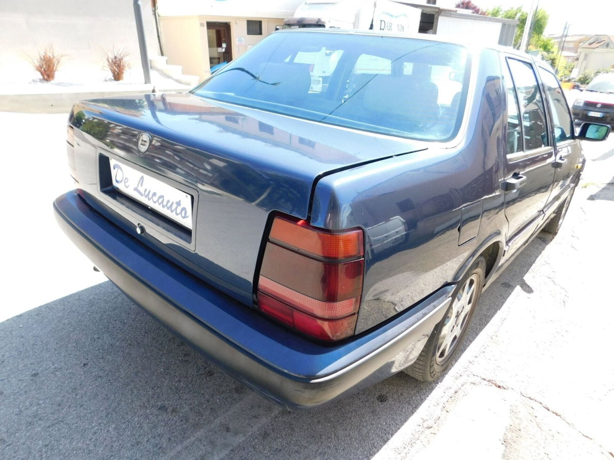 Lancia Thema turbodiesel LS (4)