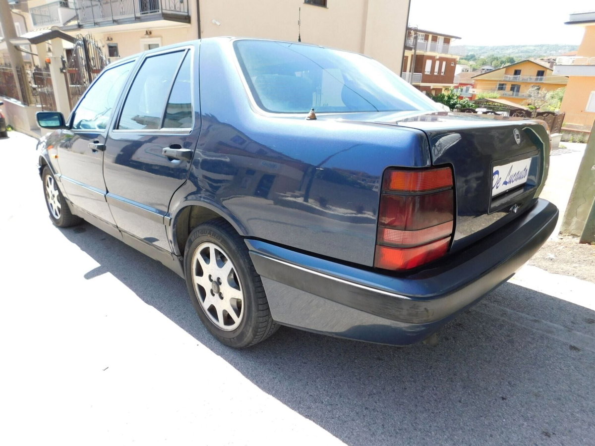 Lancia Thema turbodiesel LS (2)