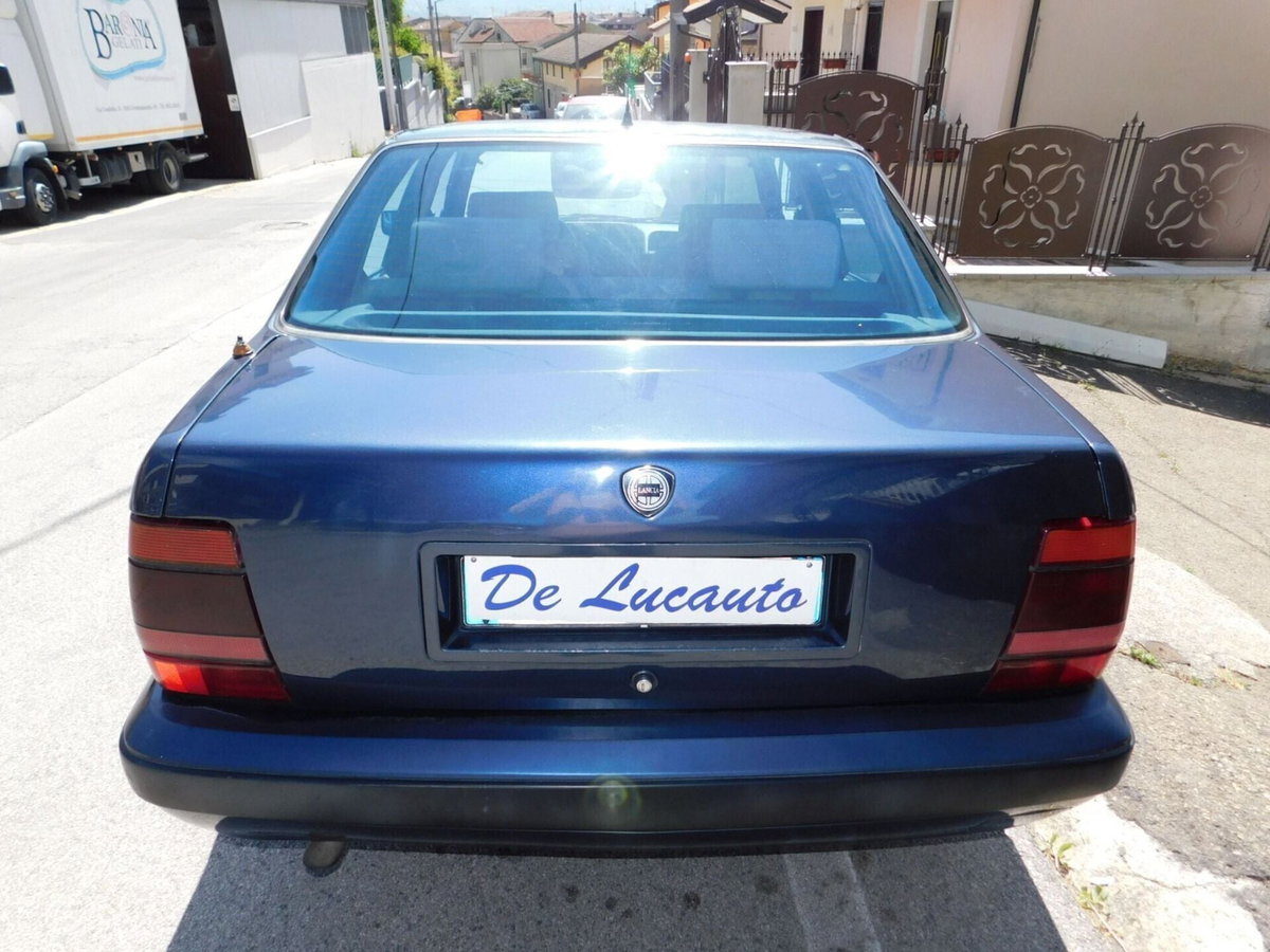 Lancia Thema turbodiesel LS (8)