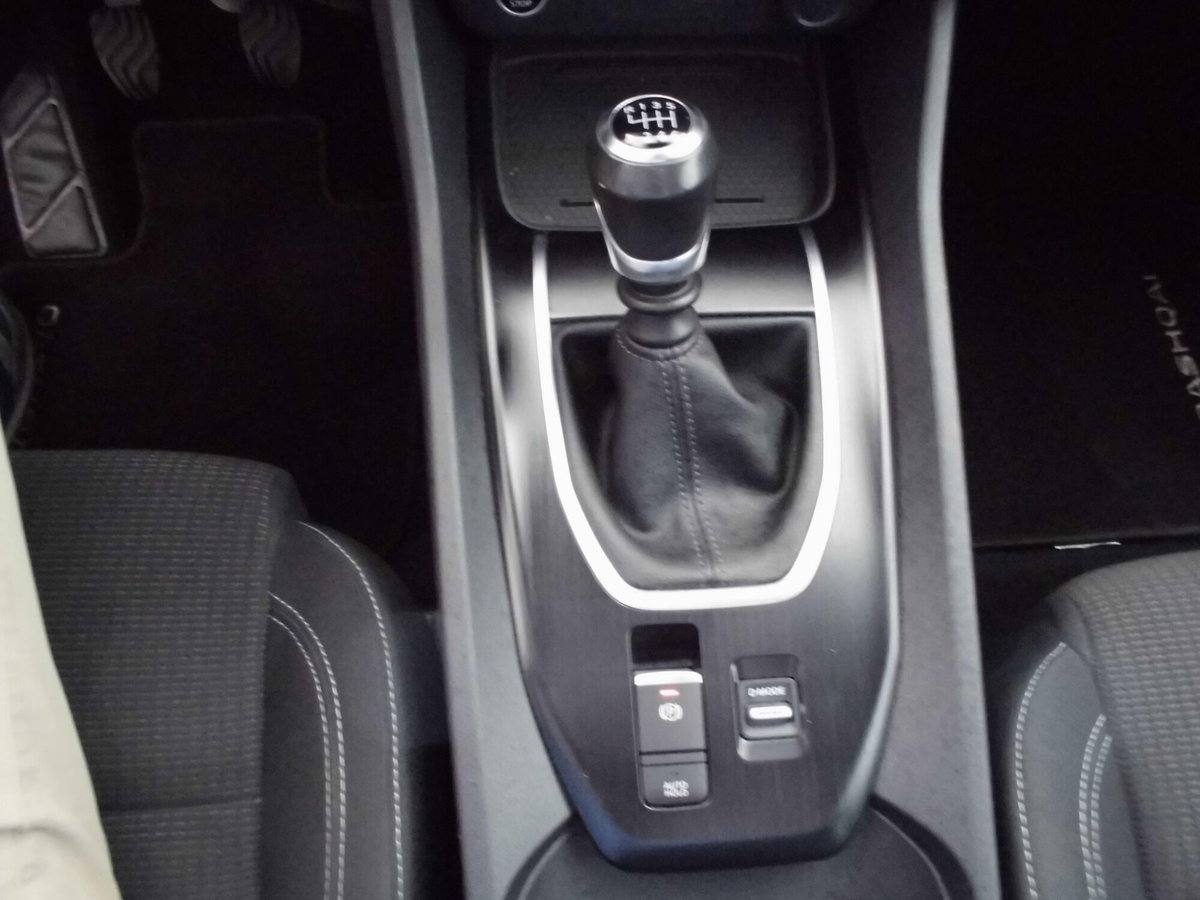 Nissan Qashqai MHEV 140 CV N-Style (16)
