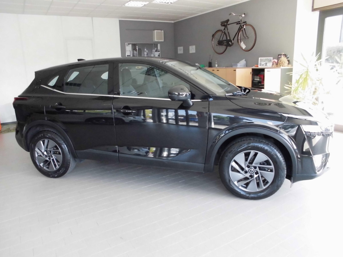 Nissan Qashqai MHEV 140 CV N-Style (3)