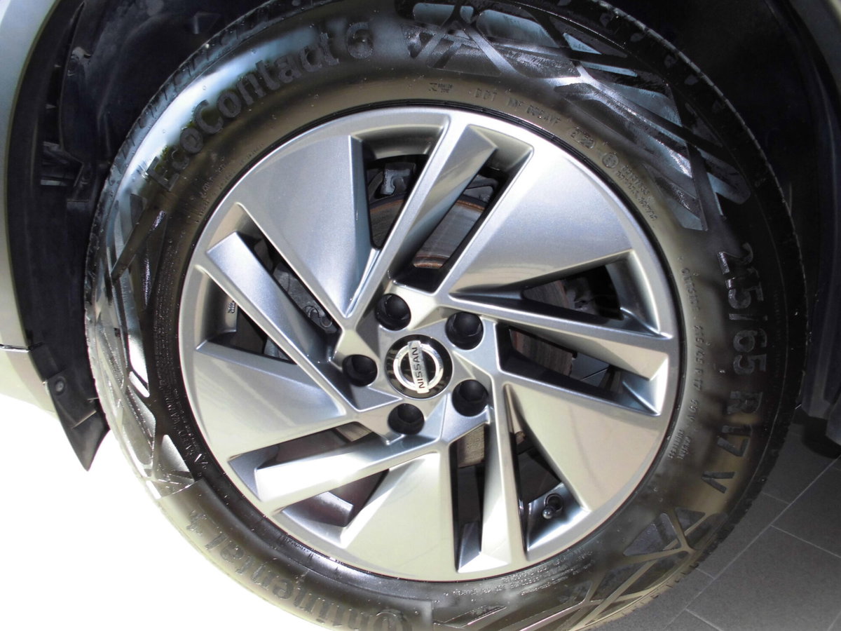Nissan Qashqai MHEV 140 CV N-Style (6)