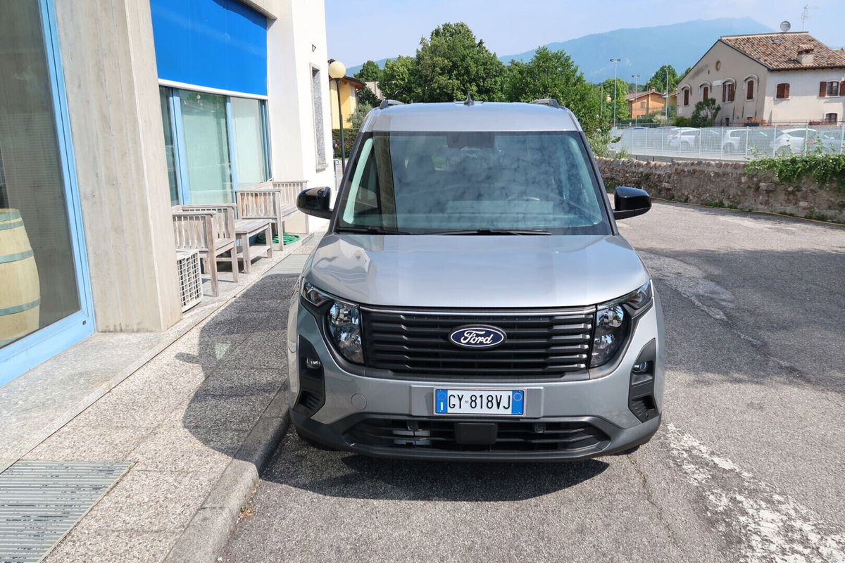 Ford Tourneo Courier 1.0 EcoBoost 100 CV Titanium (3)