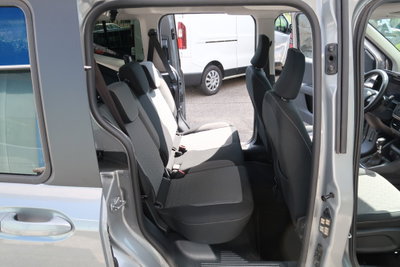 Ford Tourneo Courier 1.0 EcoBoost 100 CV Titanium (10)