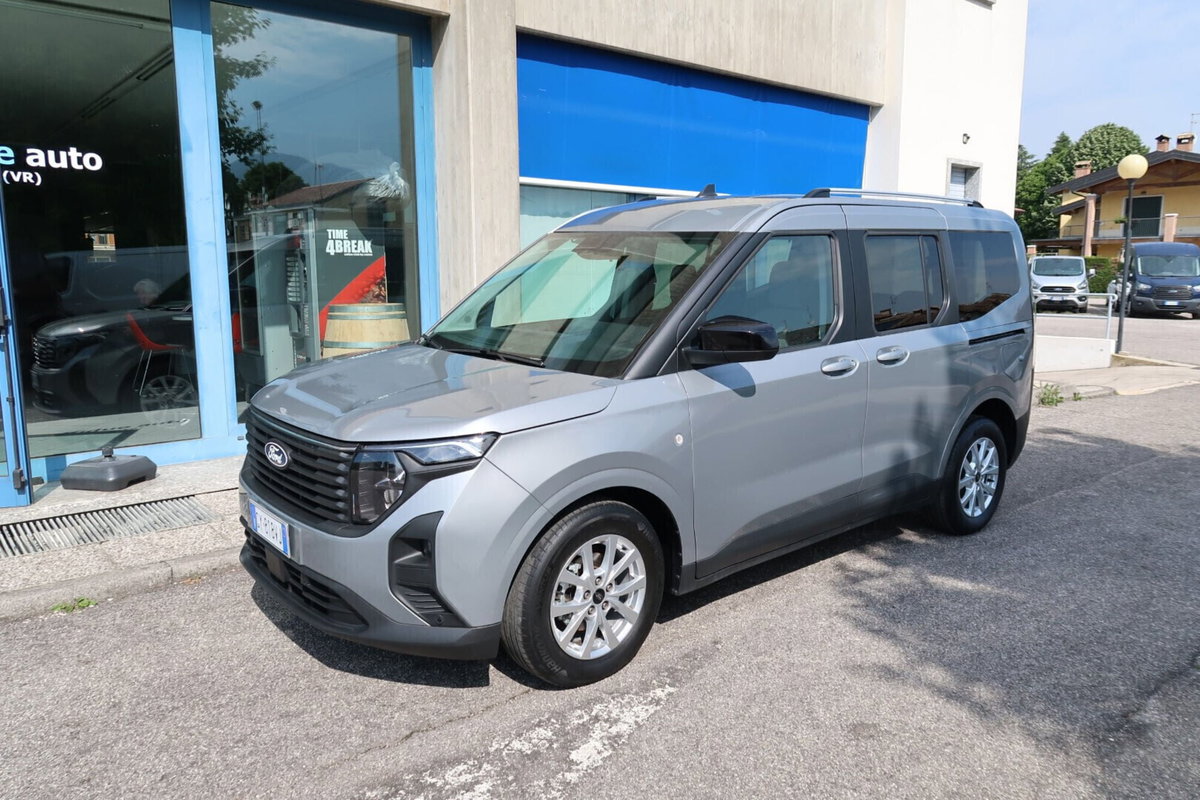 Ford Tourneo Courier 1.0 EcoBoost 100 CV Titanium